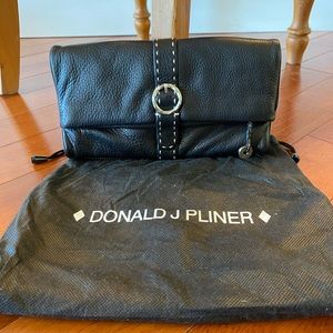 Donald J Pliner clutch